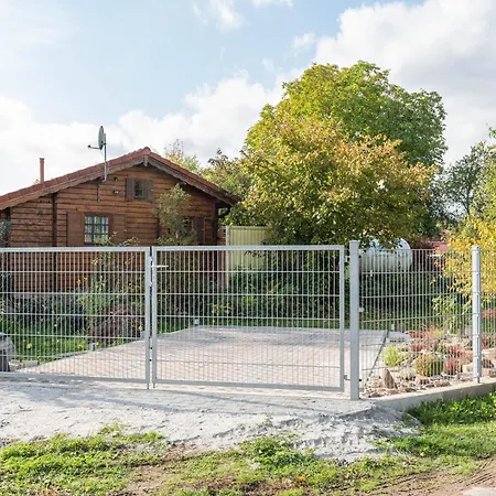 Feriehus Charmantes Mit Eigenem Garten